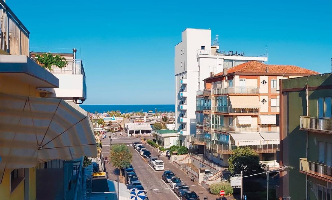 Hotel Ammare Sottomarina Bagian luar foto