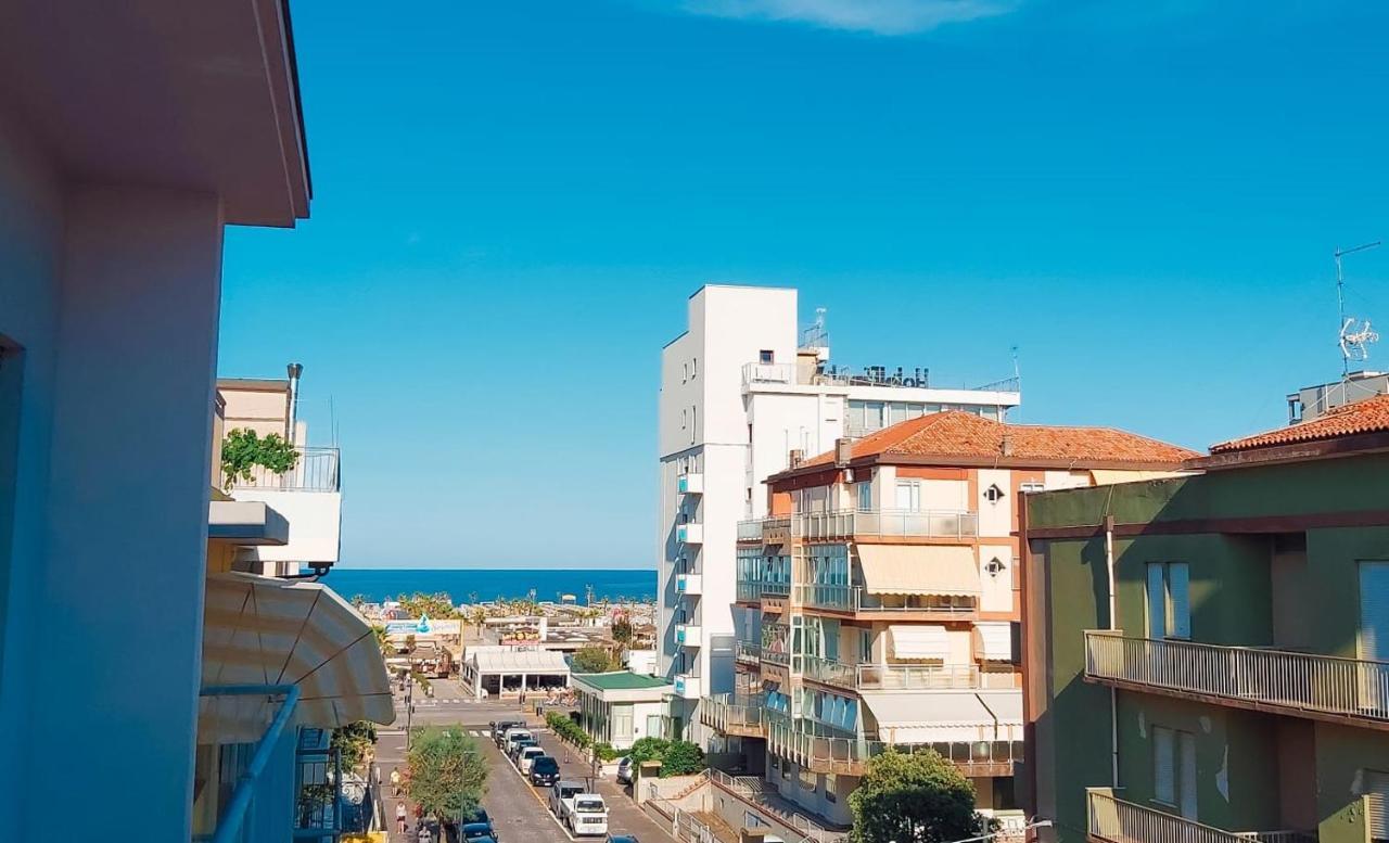 Hotel Ammare Sottomarina Bagian luar foto